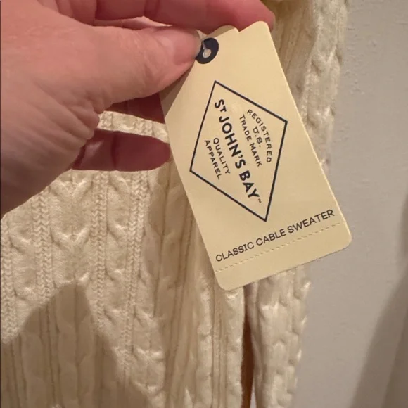 🆕 St. John's Bay Off-White Cable Knit Turtleneck Sweater - Picture 4 of 7